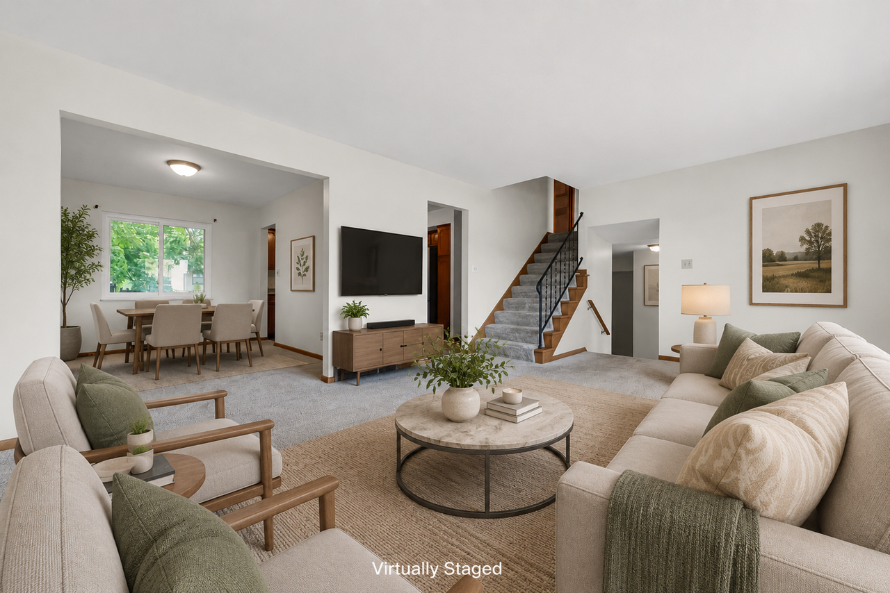 2032 Northcliff Dr - Photo 4 of 16