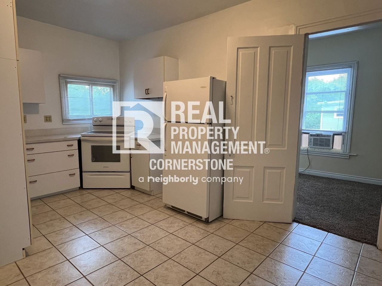 603 W Vine St #4 - Photo 3 of 12