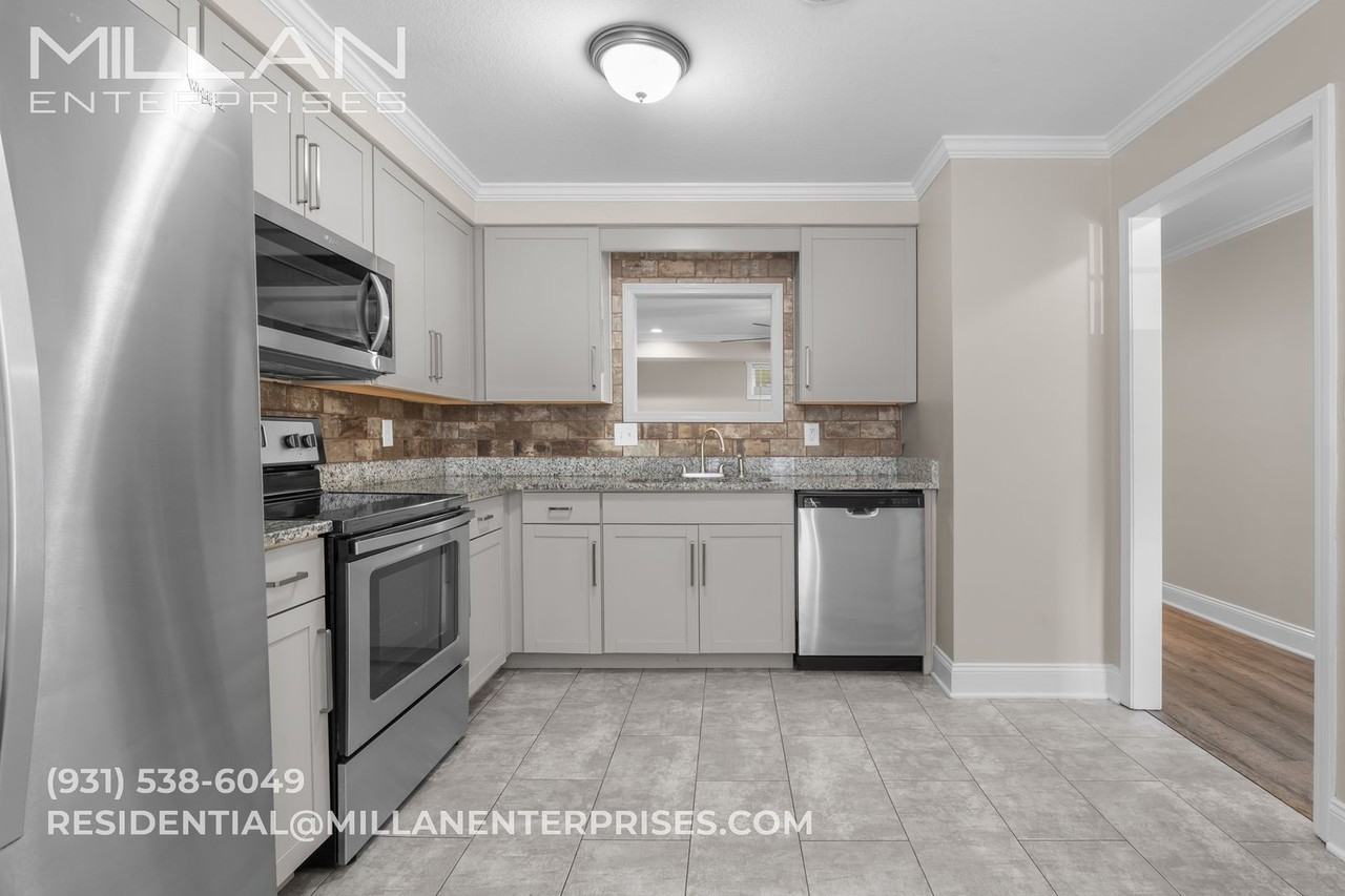 3063 Woody Ln - Photo 7 of 15