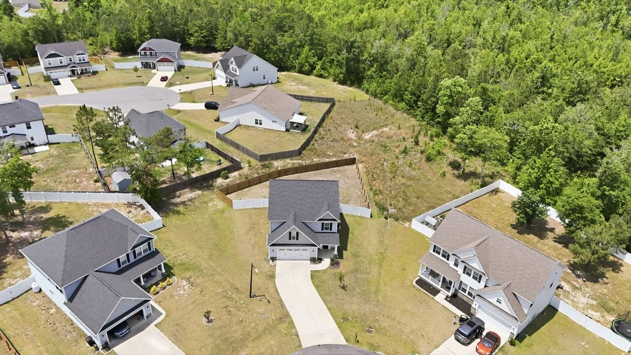 47 Hemming Ct - Photo 4 of 44