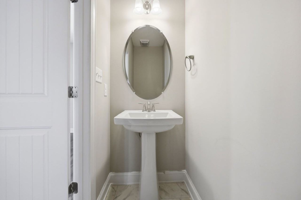 47 Hemming Ct - Photo 6 of 44