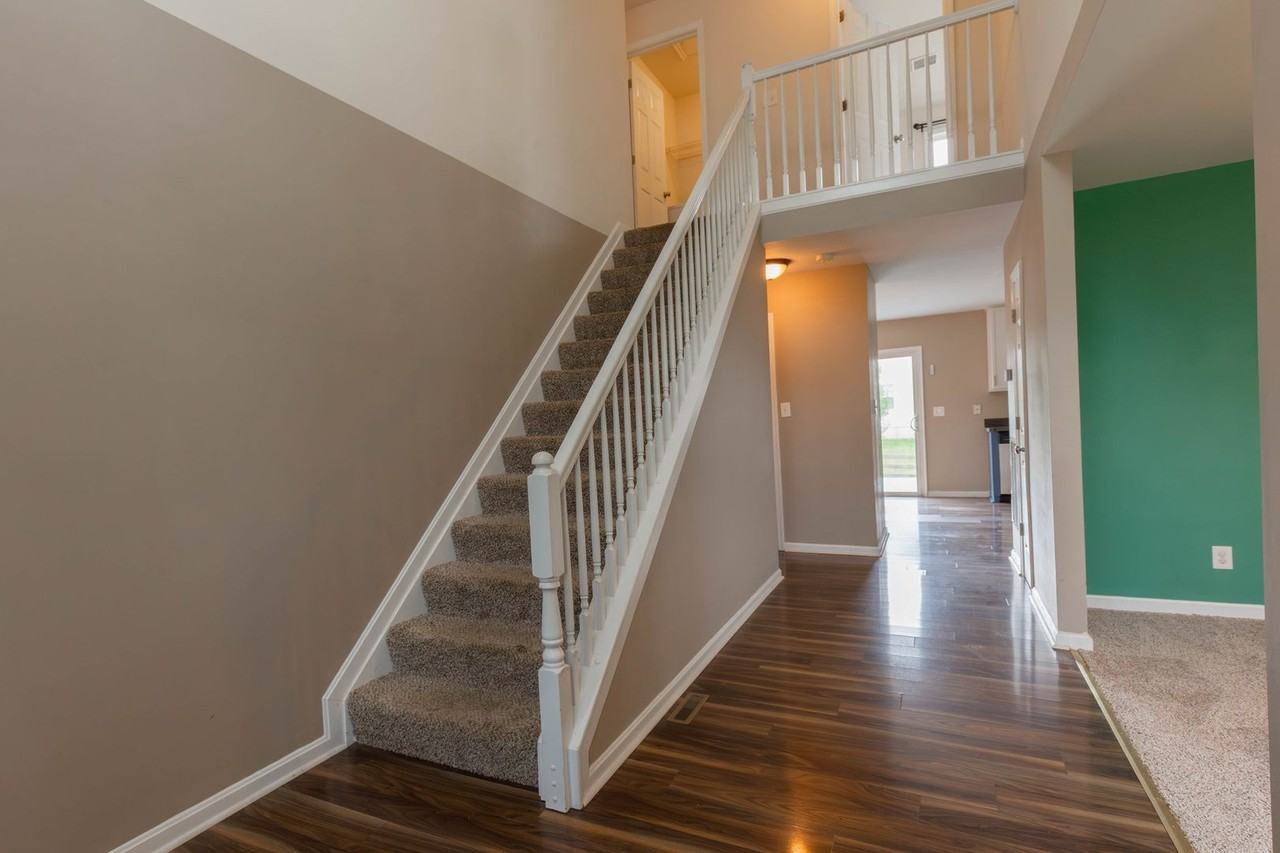 457 Thayers Gull Dr - Photo 3 of 40
