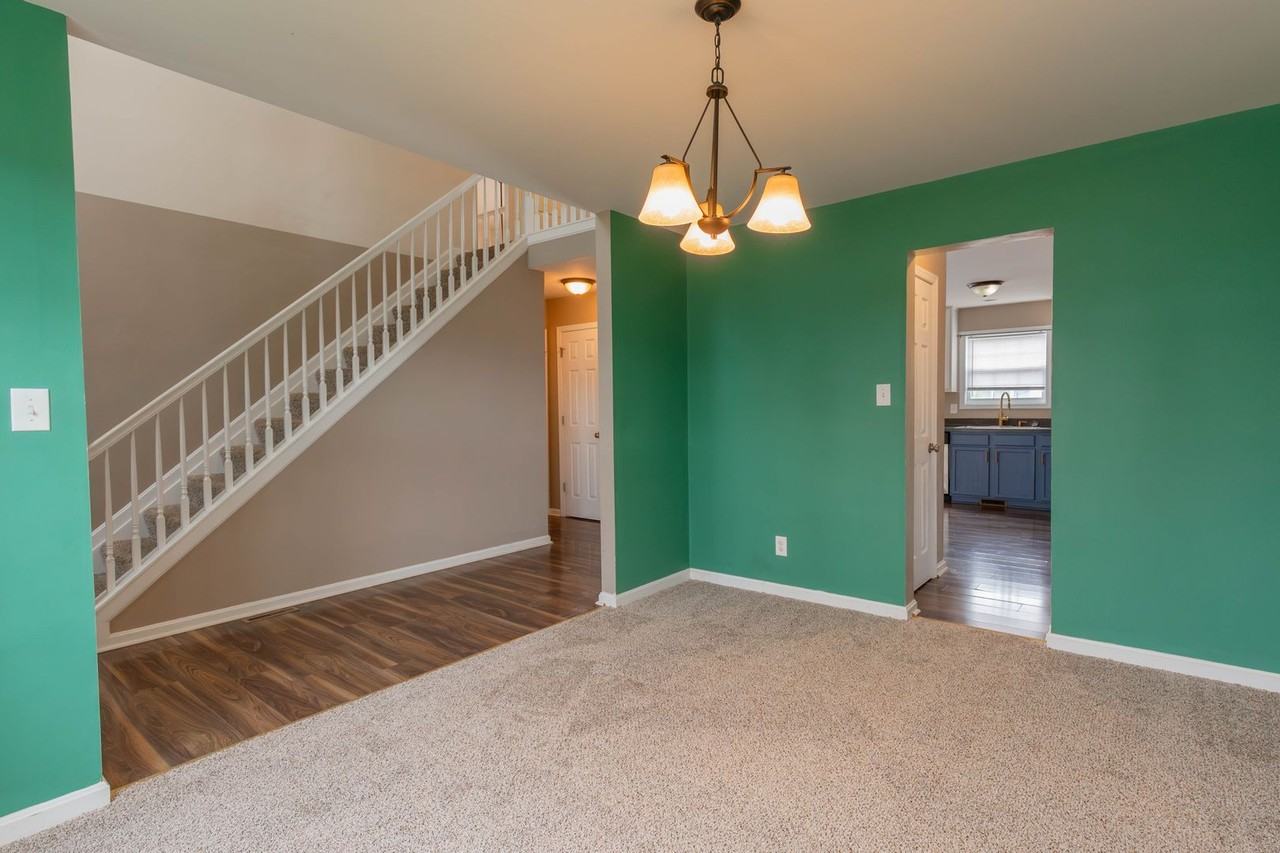 457 Thayers Gull Dr - Photo 5 of 40