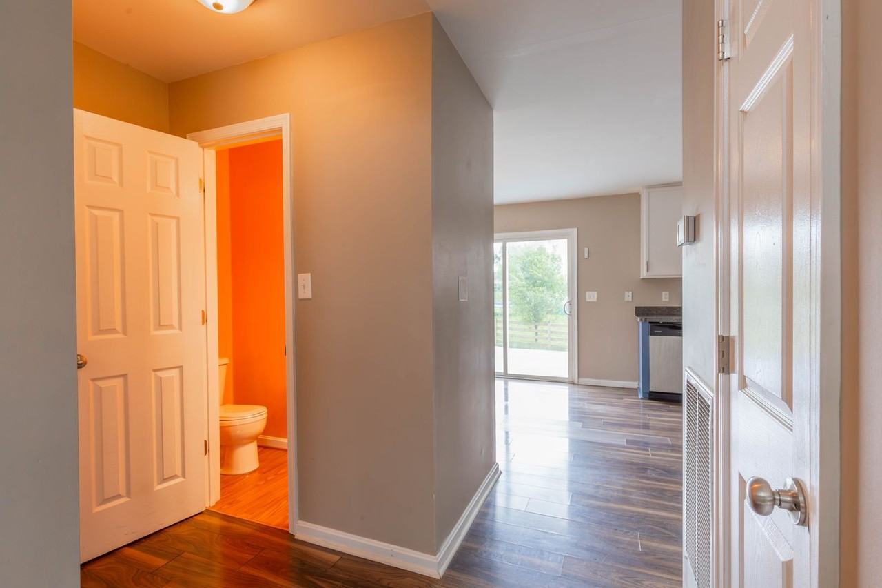 457 Thayers Gull Dr - Photo 6 of 40