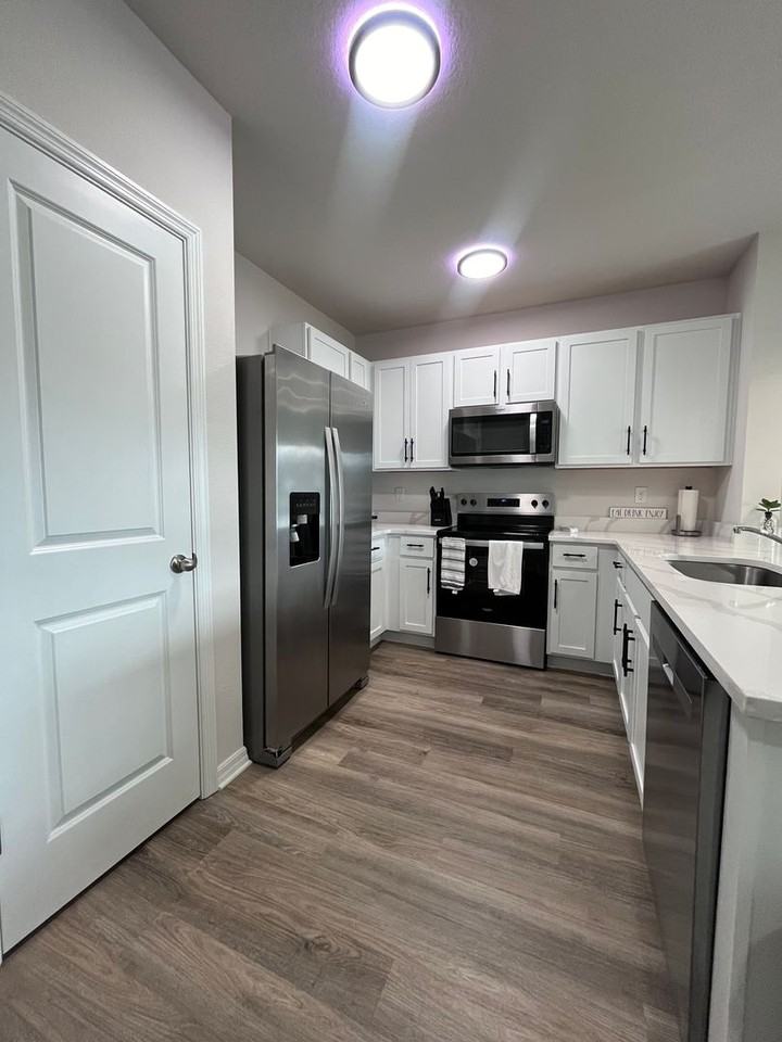 17777 Crescent Moon Loop - Photo 5 of 22