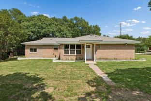 1212 W Murphy Rd - Photo 1 of 1