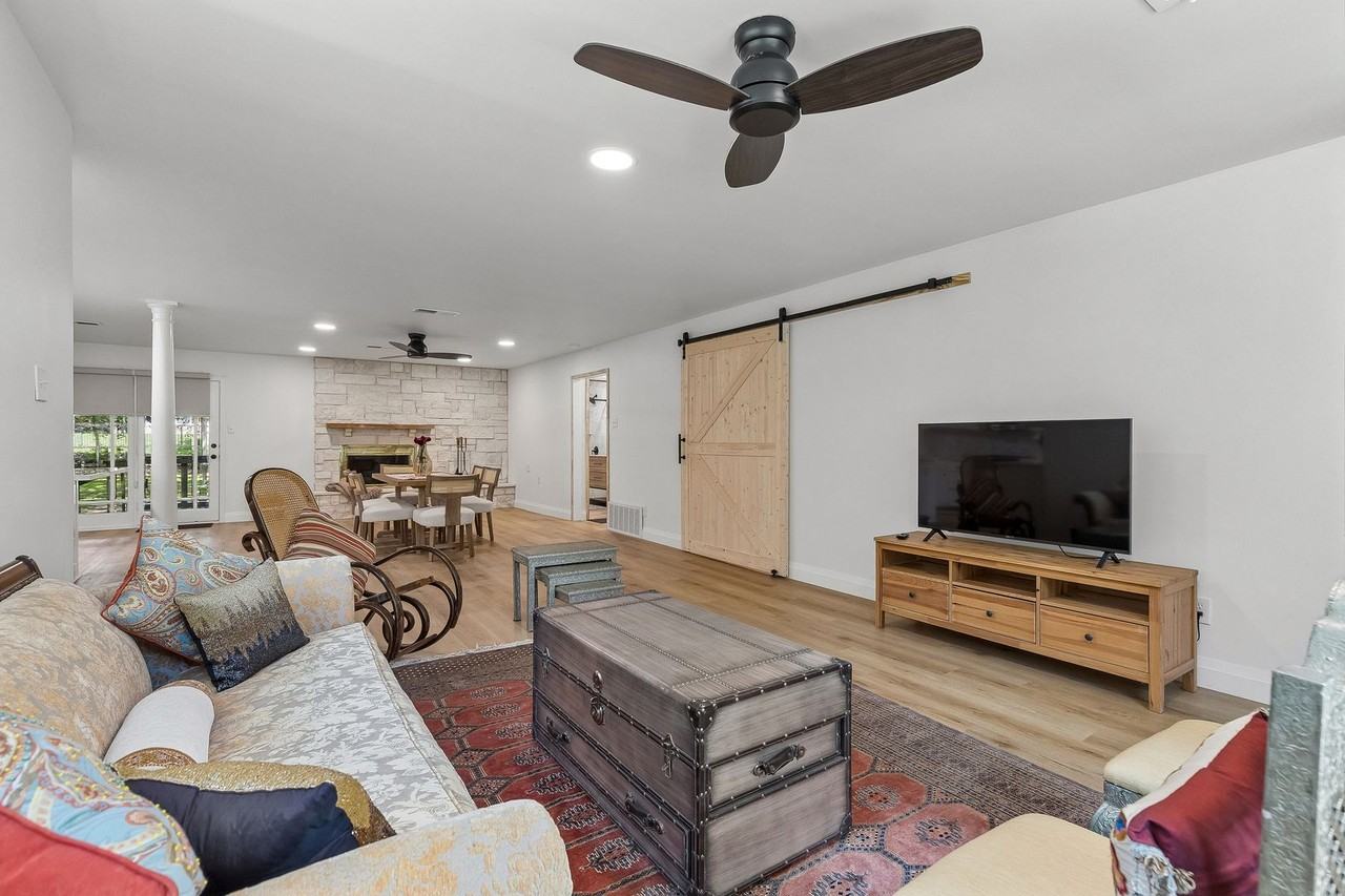 1212 W Murphy Rd - Photo 4 of 25