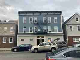 featured image of 98 President St