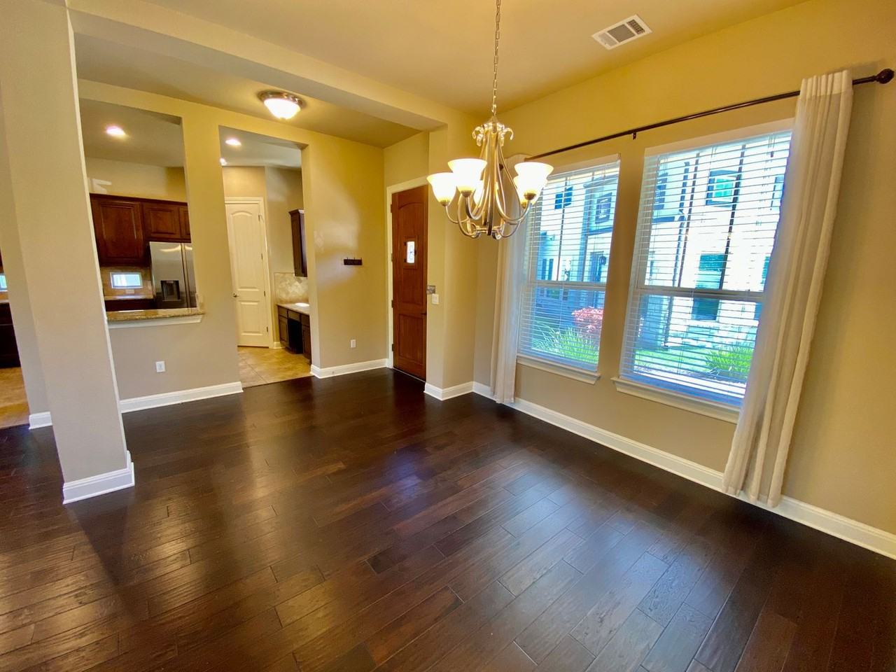 12437 Gray Camlet Ln - Photo 5 of 38