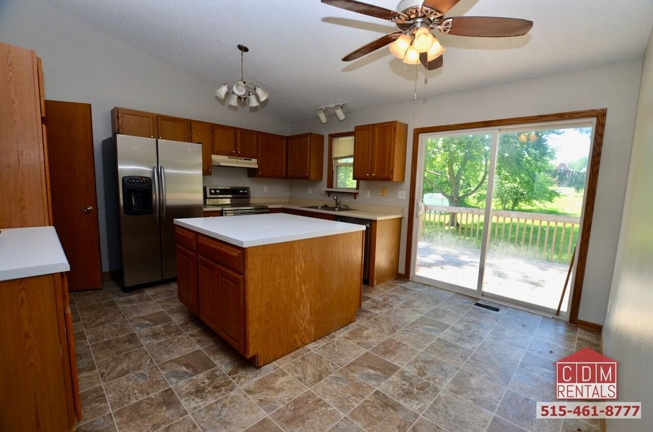 23 E Lally St - Photo 5 of 13