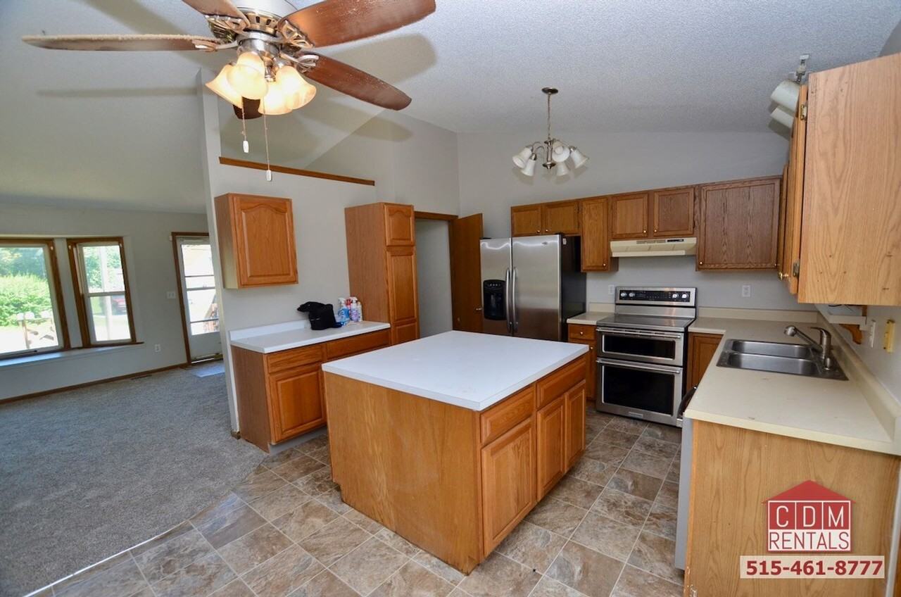 23 E Lally St - Photo 6 of 13