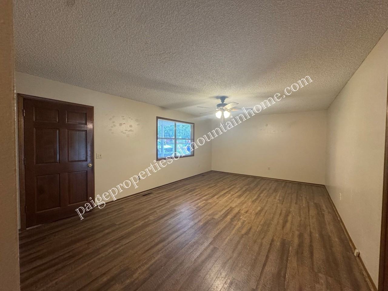 1309 Post Oak Rd - Photo 3 of 22
