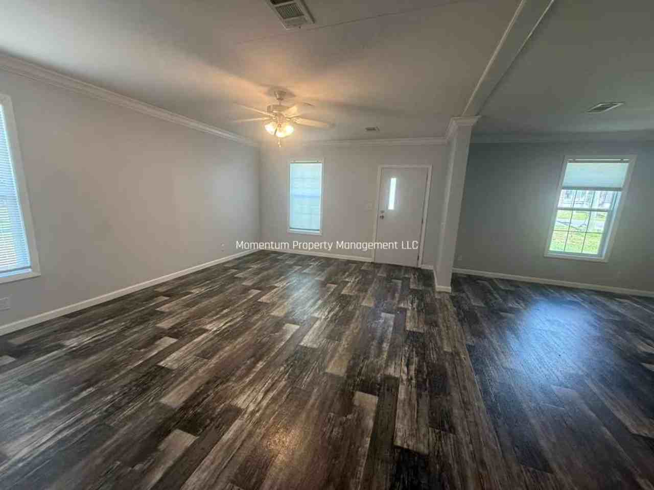 7034 Hilton Dr - Photo 5 of 15
