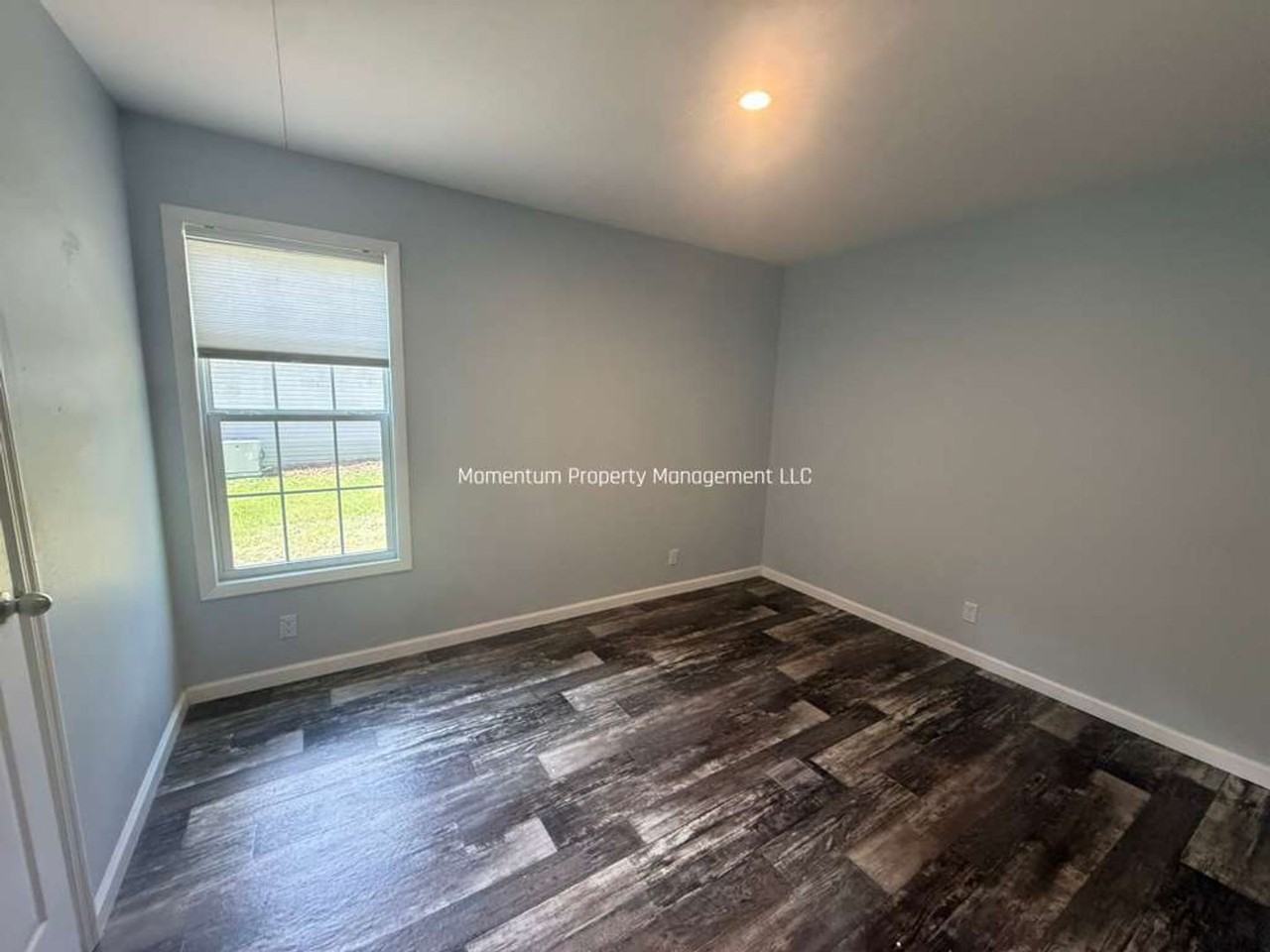 7034 Hilton Dr - Photo 6 of 15