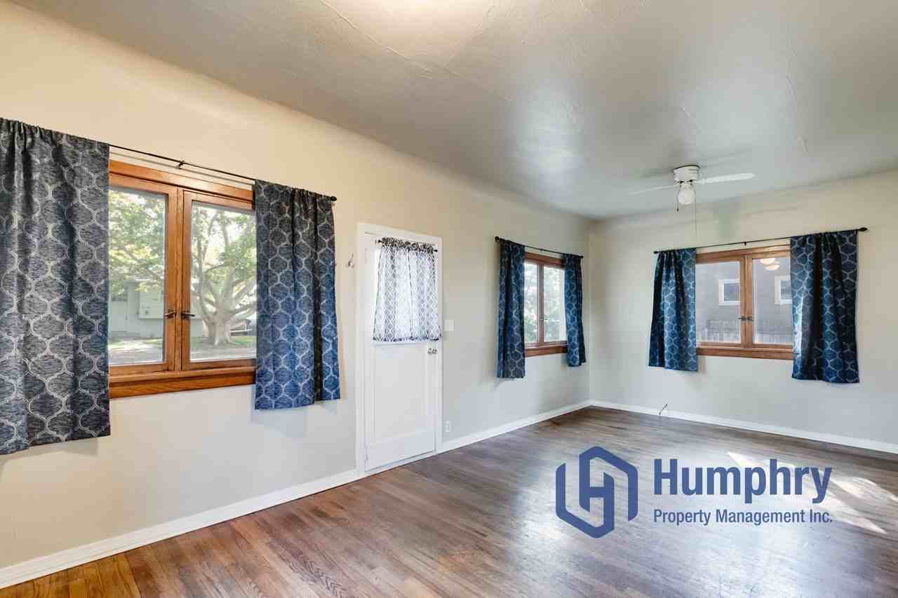 2111 N 34th St - Photo 4 of 20