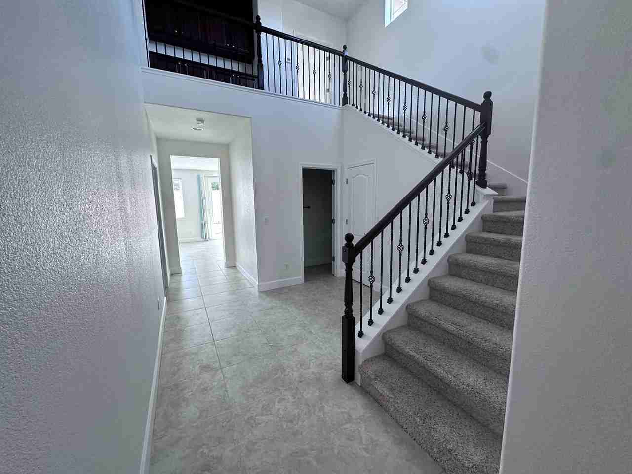 10735 Ridgebrook Dr - Photo 3 of 28