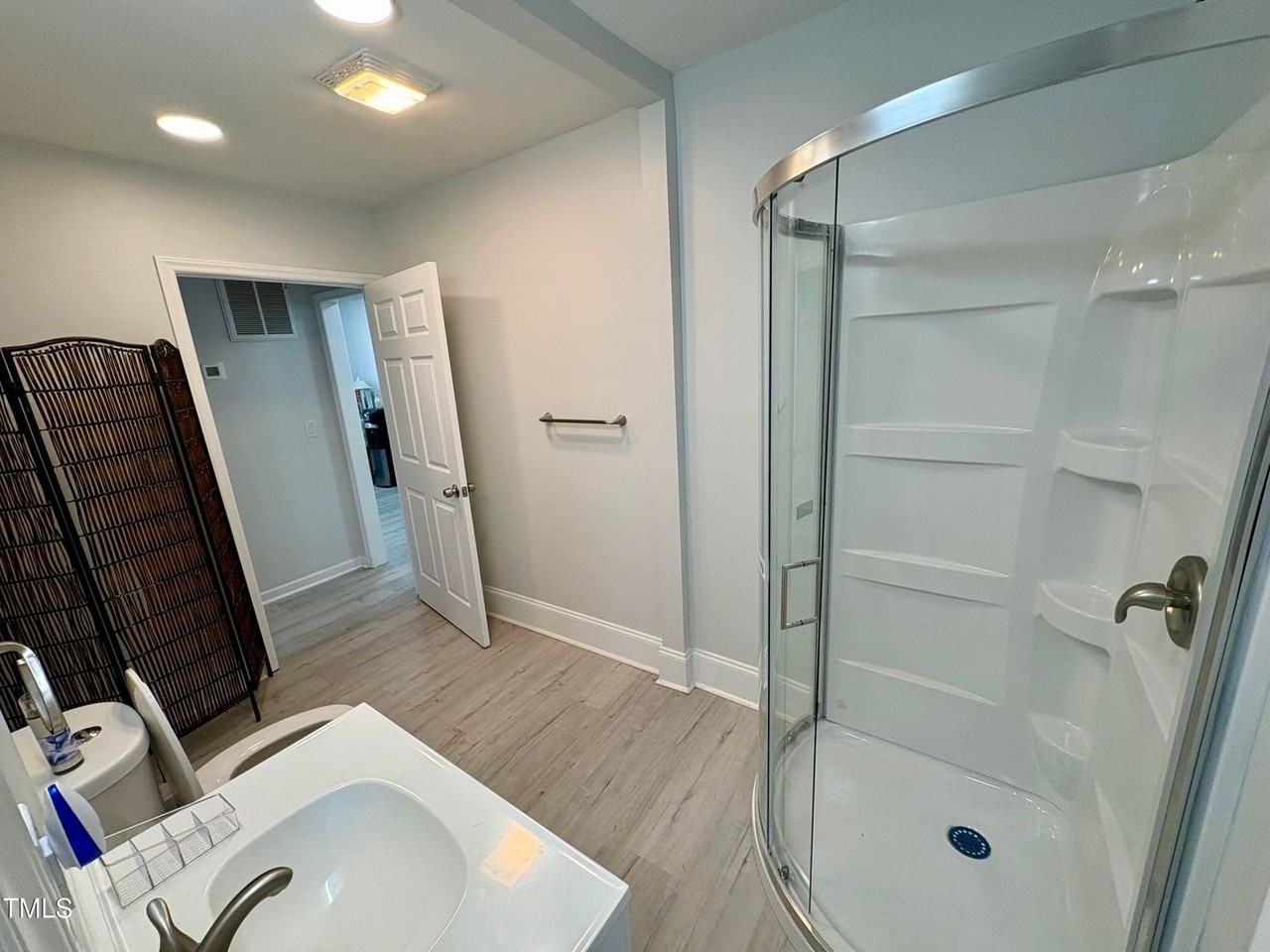 4309 S Alston Ave - Photo 2 of 12
