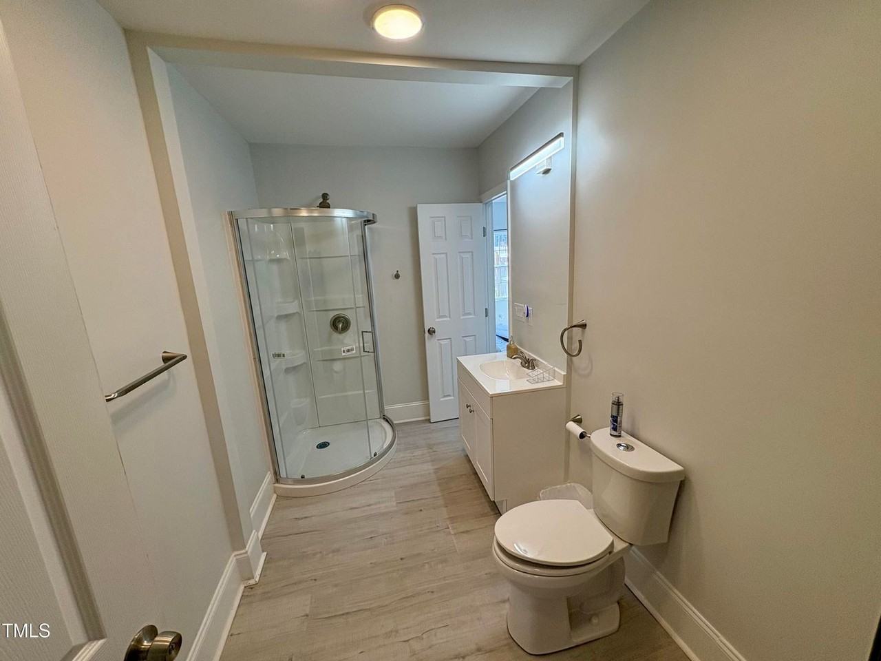 4309 S Alston Ave - Photo 3 of 12