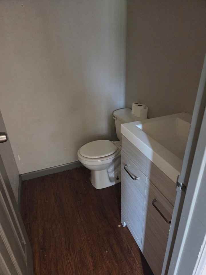 817 817 Hairston - Graneronett Main St., LLC ##Llc - Photo 7 of 9