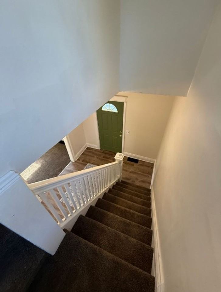 47 Priscilla St - Photo 6 of 20