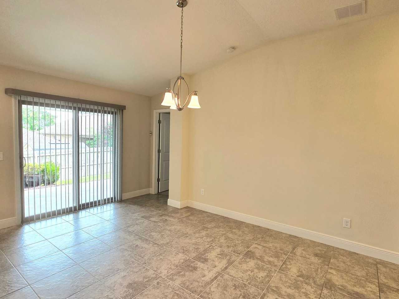 5625 Shooting Star Ct - Photo 5 of 18