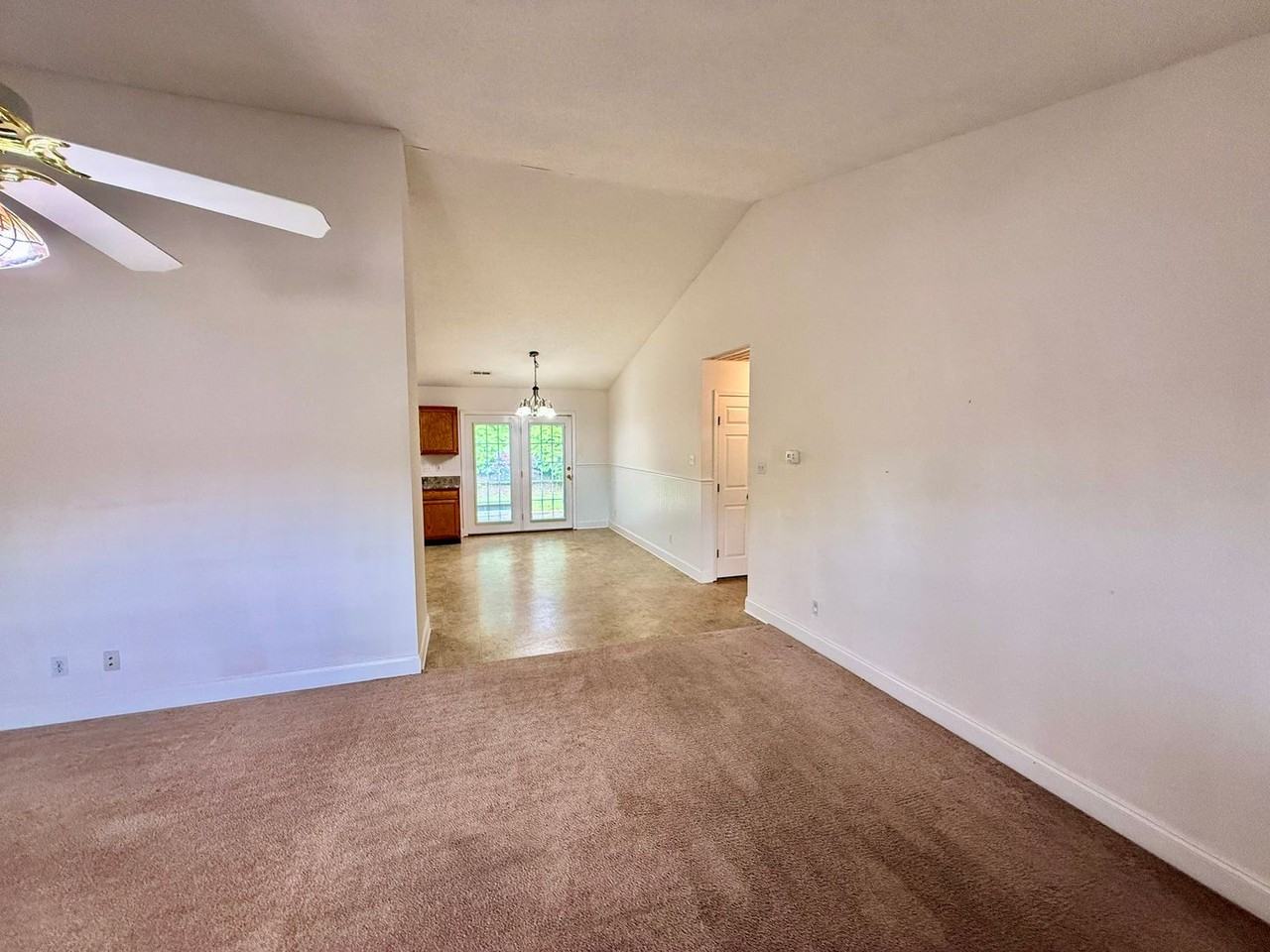 1909 Rommel Dr - Photo 4 of 36