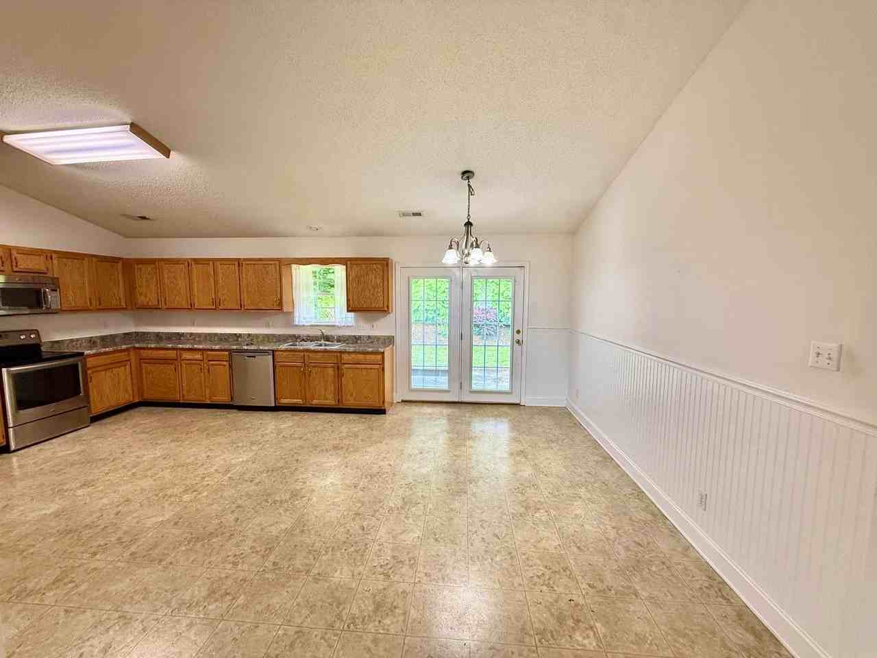 1909 Rommel Dr - Photo 6 of 36