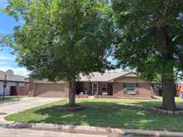 featured image of 802 Amity Ln