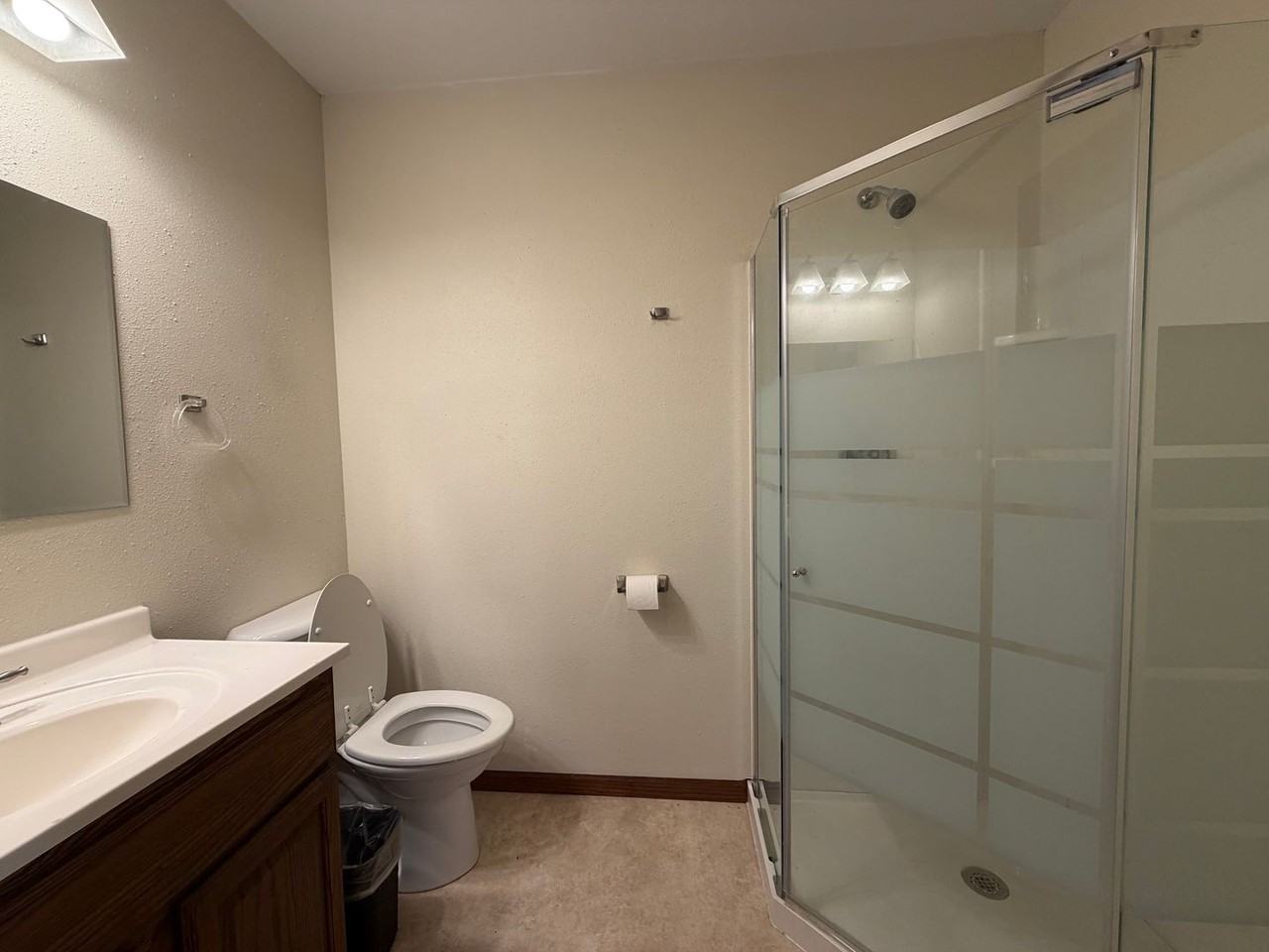 241 Main St - Photo 6 of 10