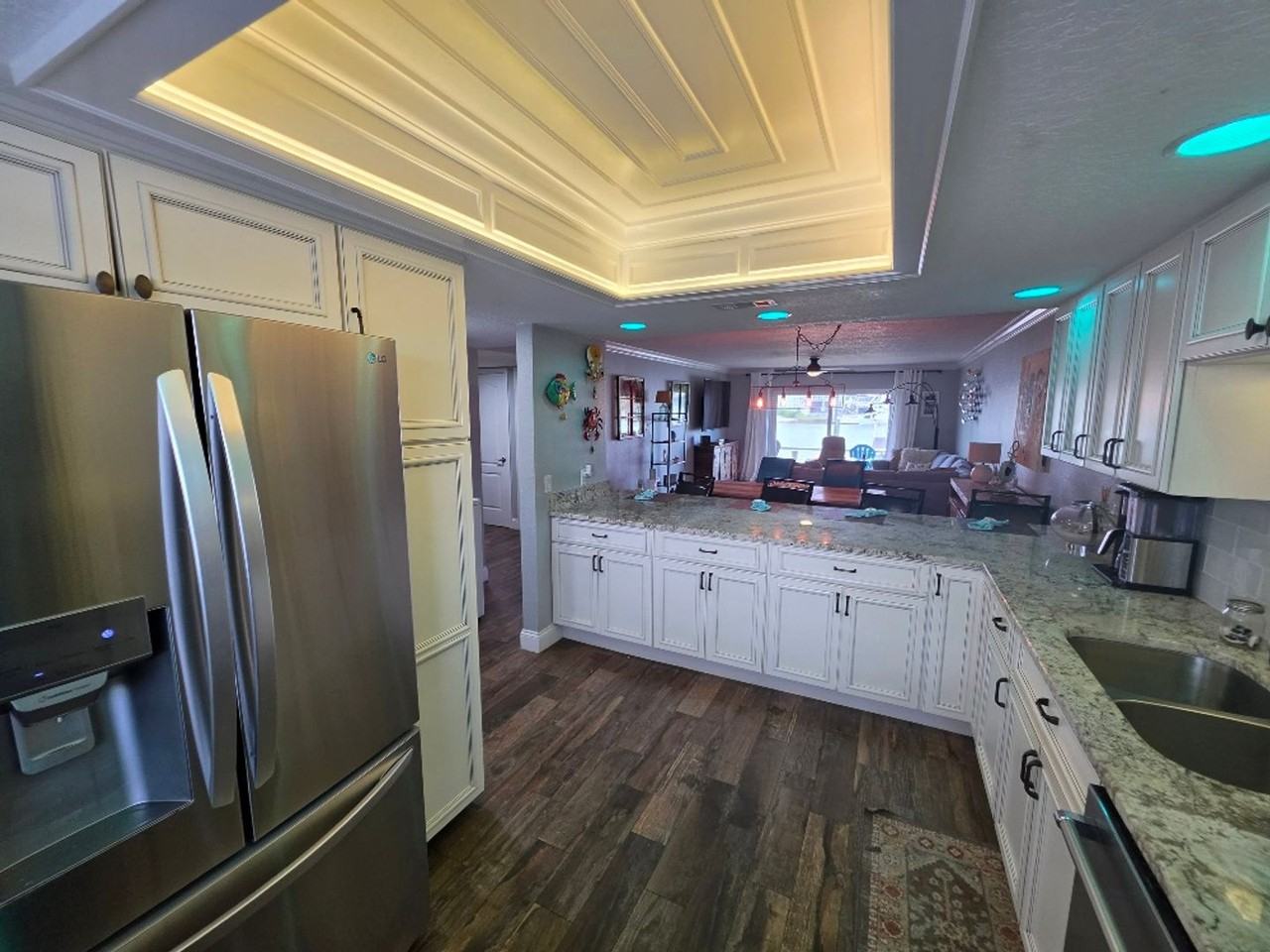 325 N Causeway - Photo 5 of 37