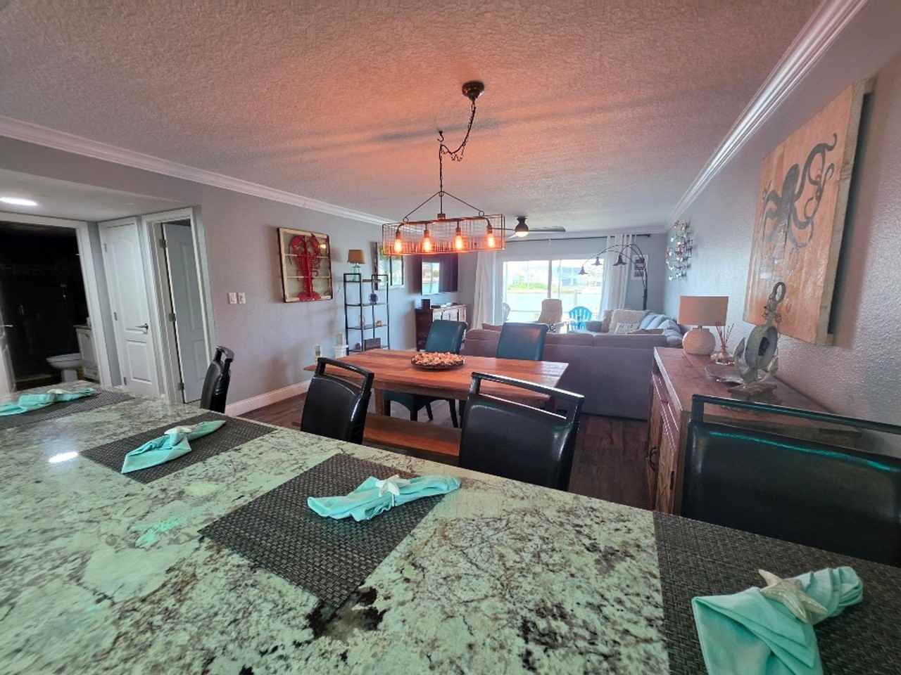 325 N Causeway - Photo 6 of 37