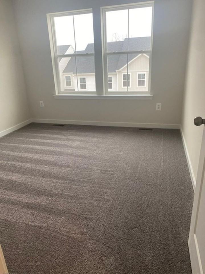 59 Four Leaf Dr - Photo 4 of 7