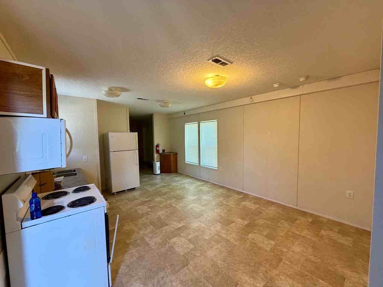 3641 T St - Photo 6 of 9