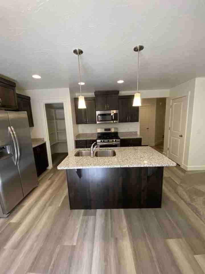 5808 S Challenger Way - Photo 2 of 17