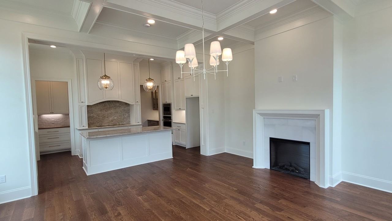 11442 Cotton Ln - Photo 2 of 14