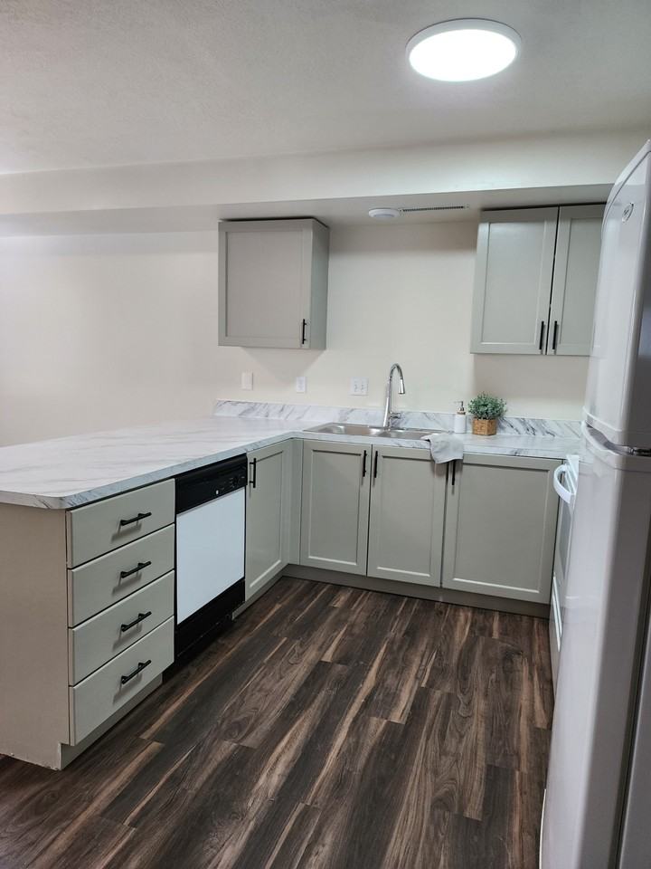 445 Nw - Photo 2 of 14
