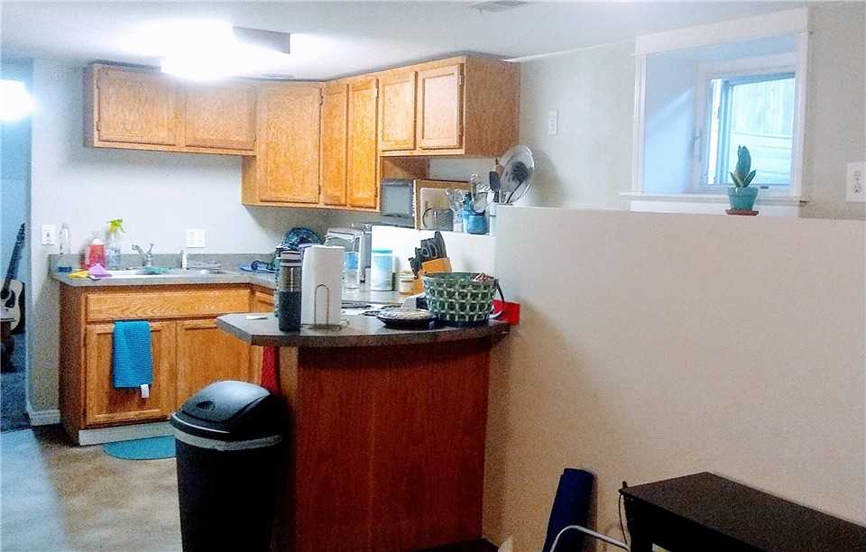 409 E Coatsville Ave - Photo 2 of 11