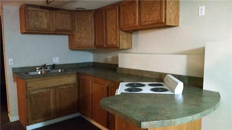 409 E Coatsville Ave - Photo 5 of 11