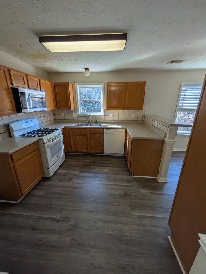375 Searchlight Dr #375 - Photo 6 of 26