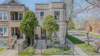 856 N Lawndale Ave Unit 1 - Photo 1 of 1