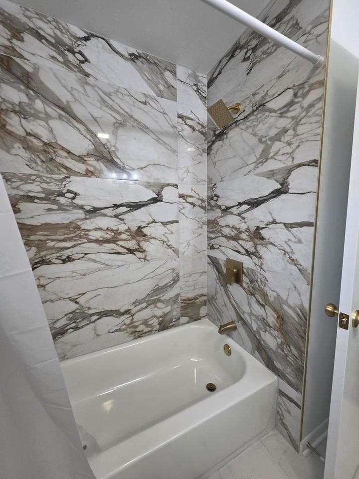 14716 Dorchester Ave - Photo 4 of 10
