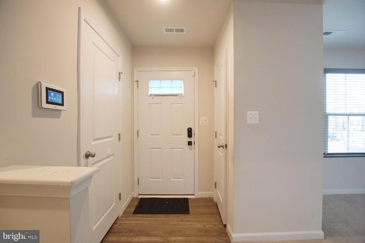 21835 Primrose Willow Ln - Photo 5 of 27