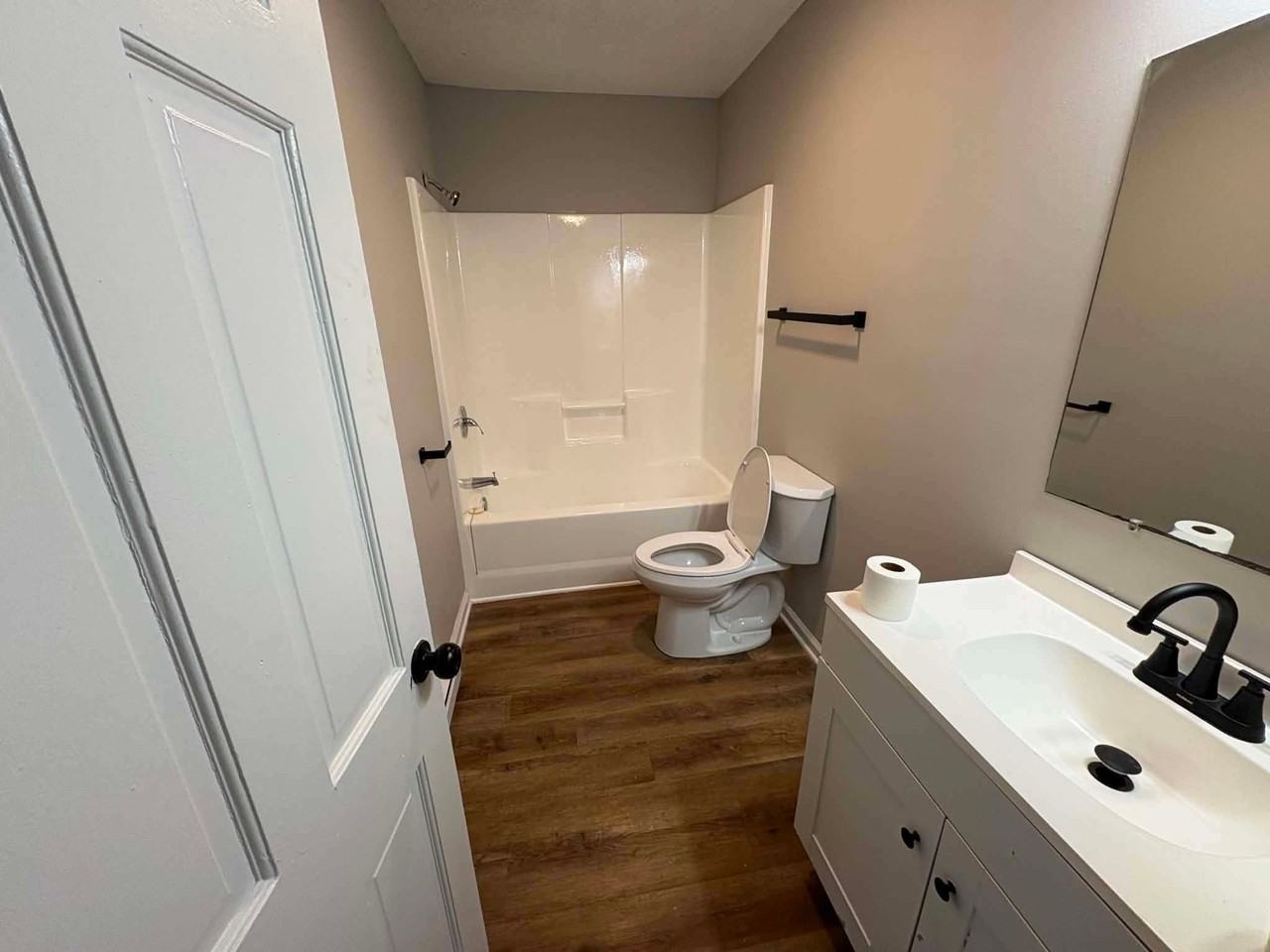 672 Coach St #1 - Photo 6 of 8