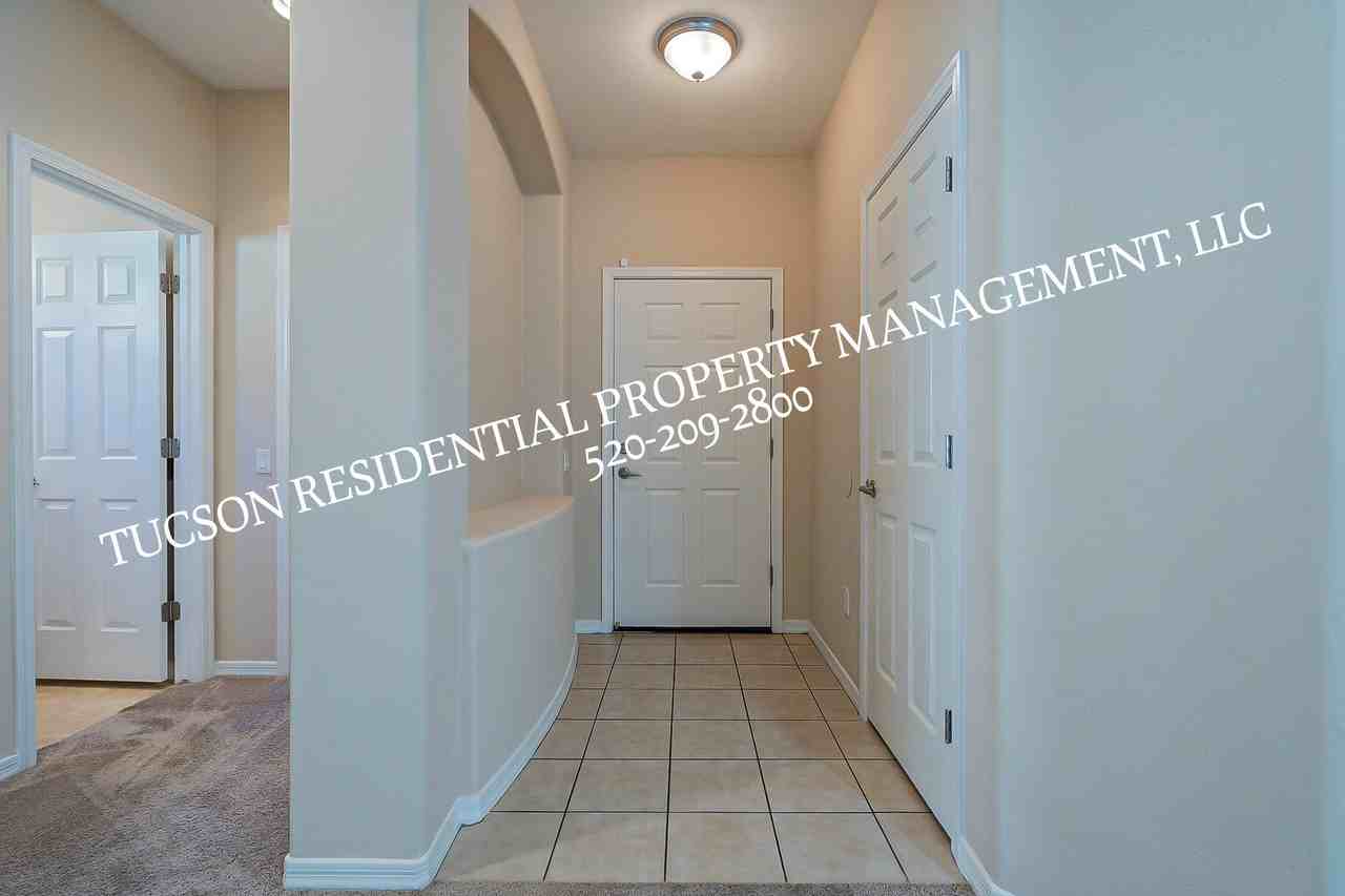 6070 S Wych Elm Pl #37 - Photo 4 of 44