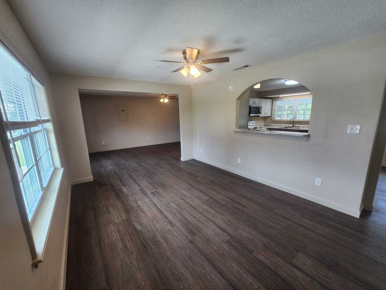 535 Azalea St #1 - Photo 4 of 18