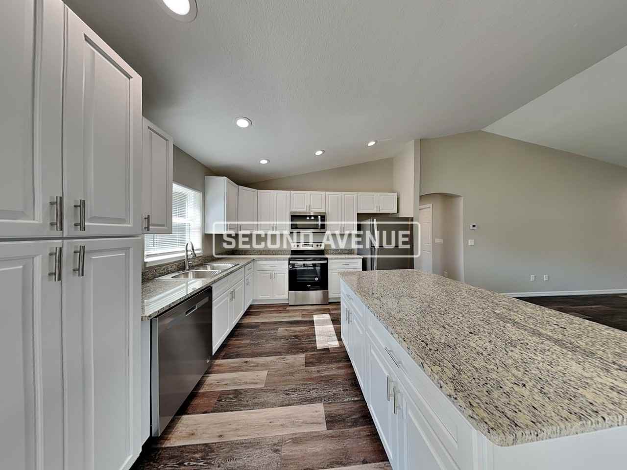 576 Marion Oaks Mnr - Photo 2 of 16