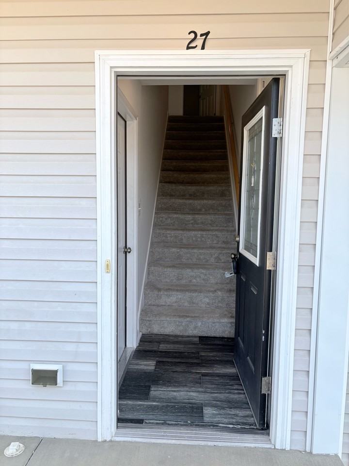 27 Kimberley St - Photo 2 of 26