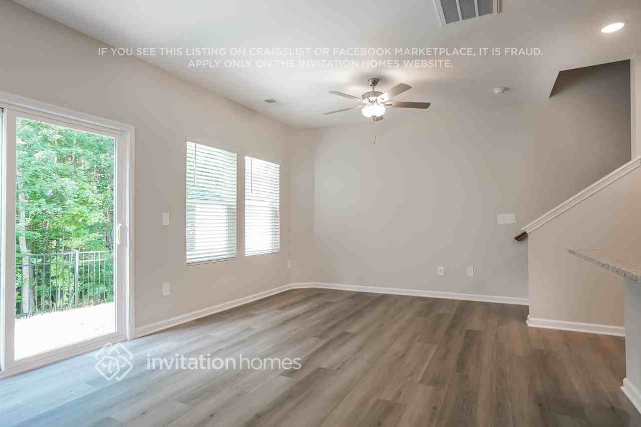 809 Holiday Park Ln - Photo 5 of 30