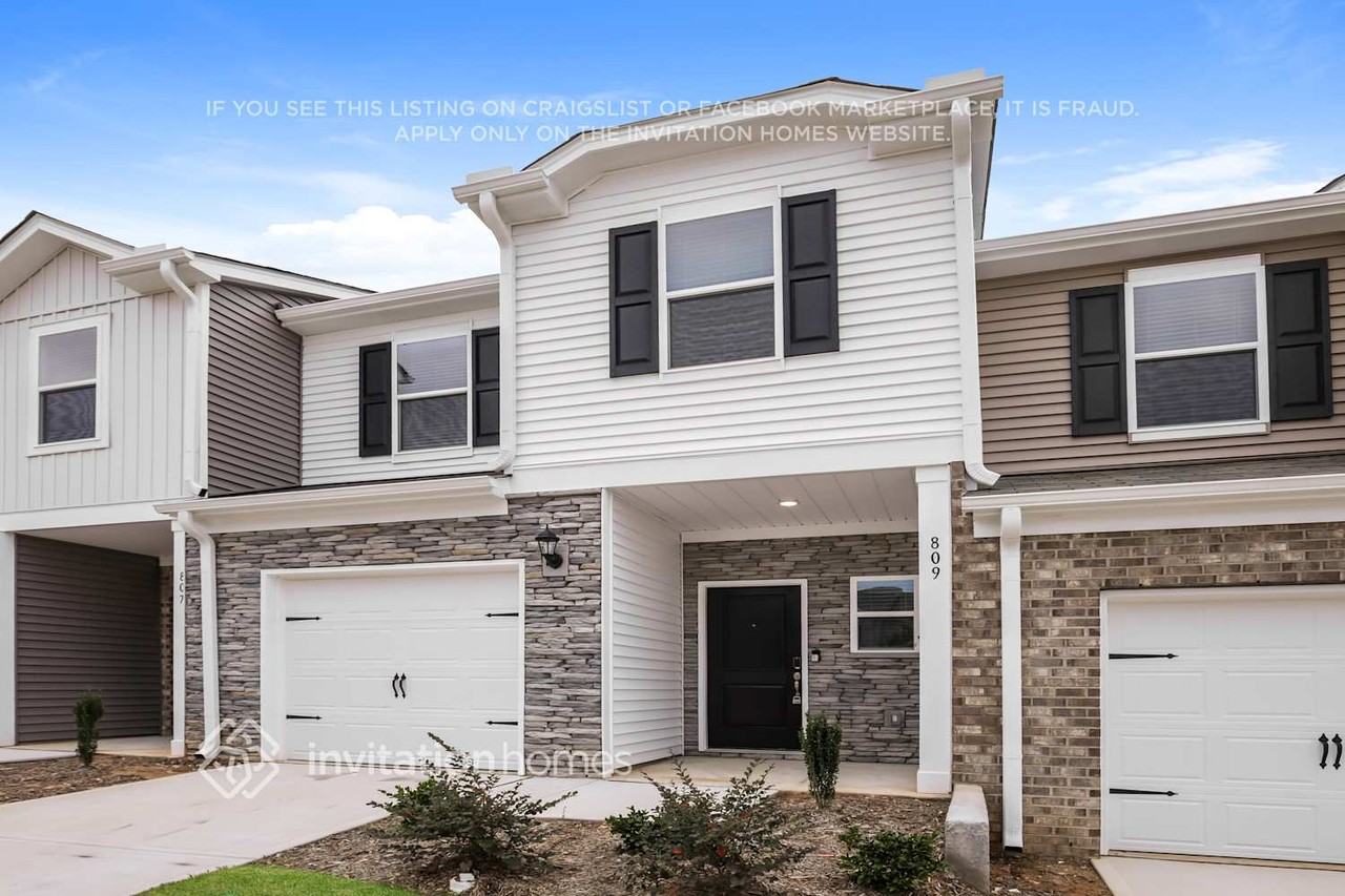809 Holiday Park Ln - Photo 4 of 30