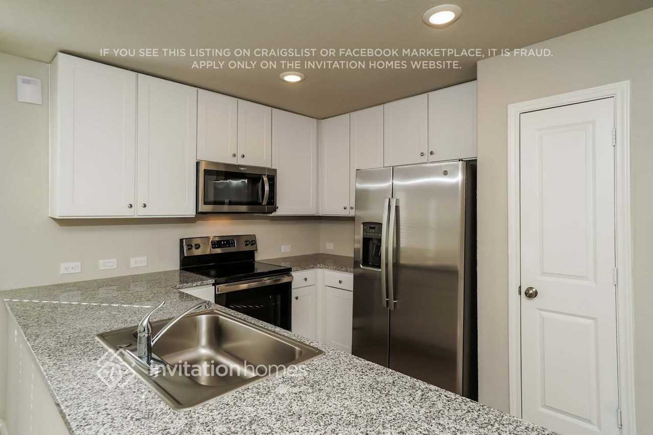 118 Pasadena Pl - Photo 7 of 17